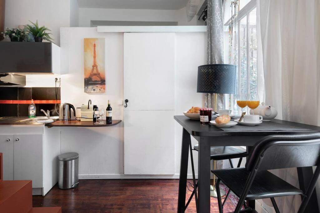 Two Beautiful Studios - Bastille- 4 Pers Paris Bagian luar foto