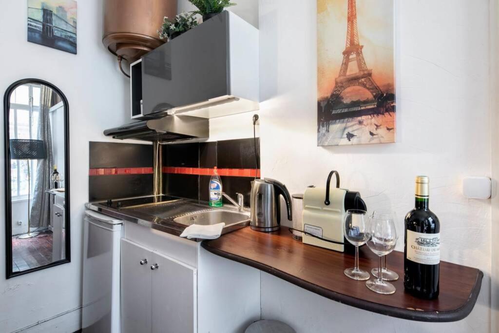 Two Beautiful Studios - Bastille- 4 Pers Paris Bagian luar foto