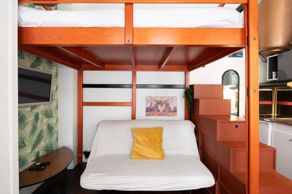 Two Beautiful Studios - Bastille- 4 Pers Paris Bagian luar foto